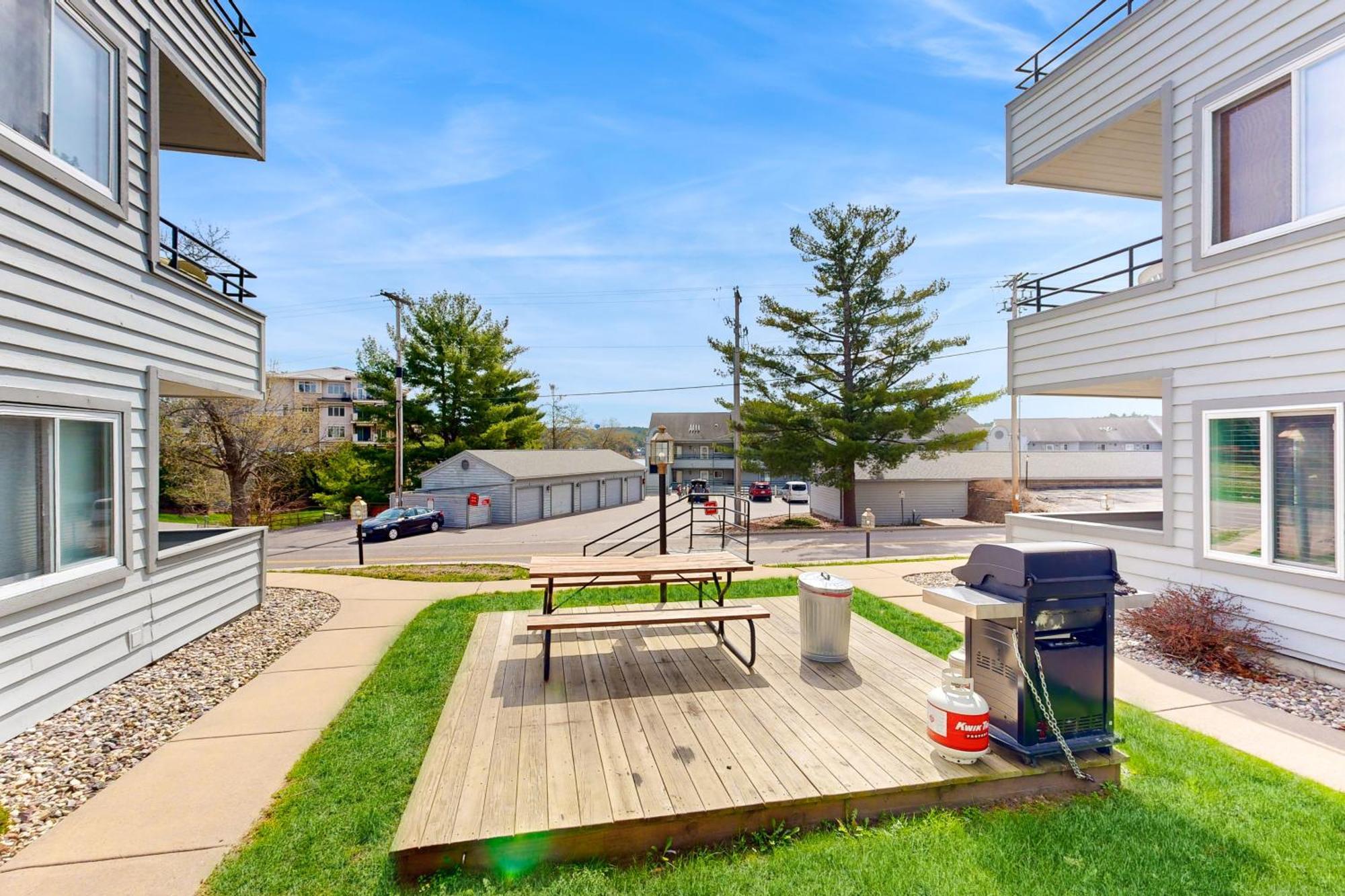 Lighthouse Cove Condo Resort Wisconsin Dells Chambre photo